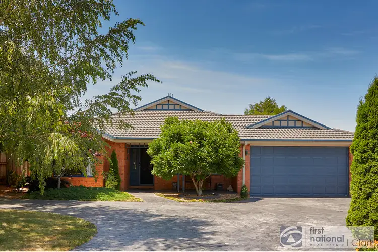 2 Lowe Place, Warragul VIC 3820