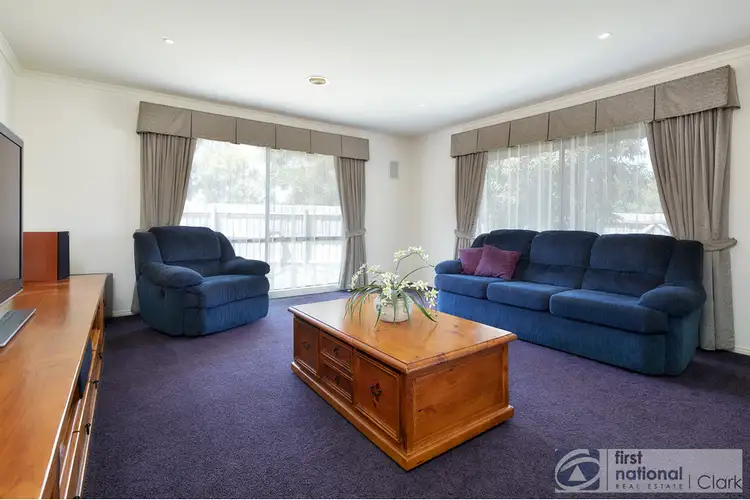Fifth view of Homely house listing, 2 Lowe Place, Warragul VIC 3820