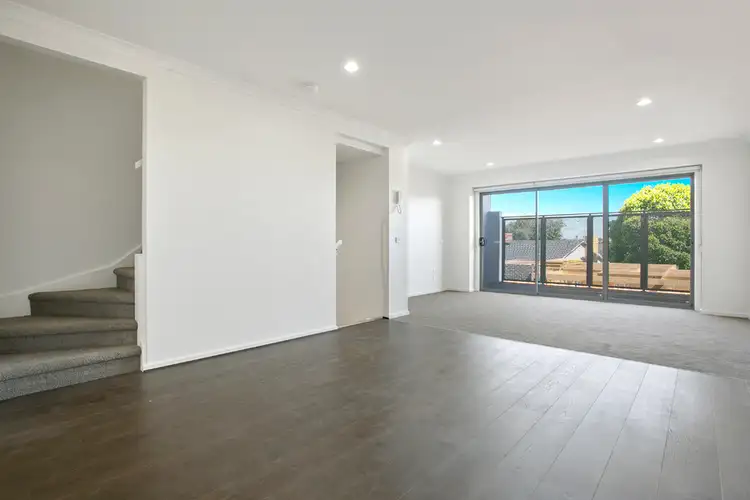 Fifth view of Homely townhouse listing, 2/36 Melaleuca Drive, Carrum VIC 3197
