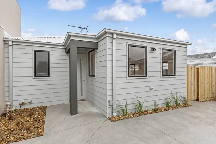 4/11 Edmund Street, Maidstone VIC 3012