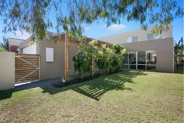 124 Palm Beach Drive, Patterson Lakes VIC 3197