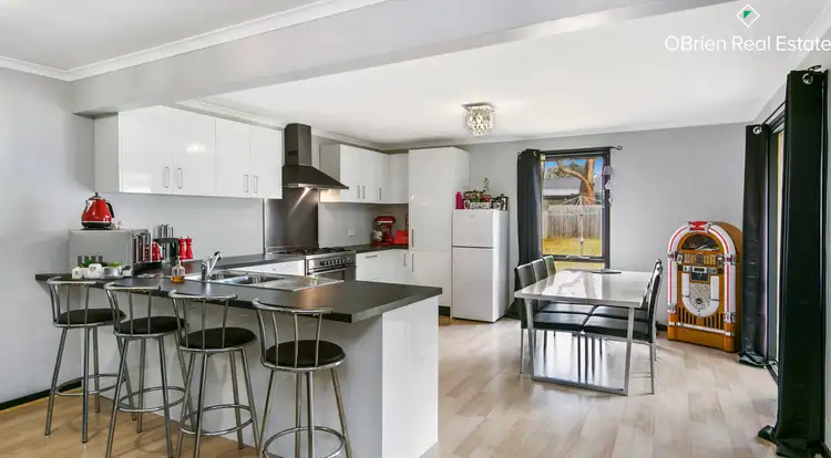 Second view of Homely house listing, 7 Darius Avenue, Frankston VIC 3199