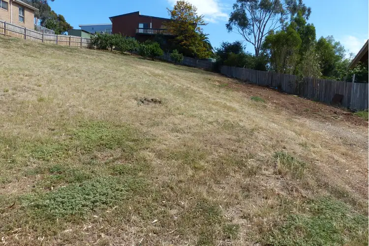 4 Swans Road, Bacchus Marsh VIC 3340