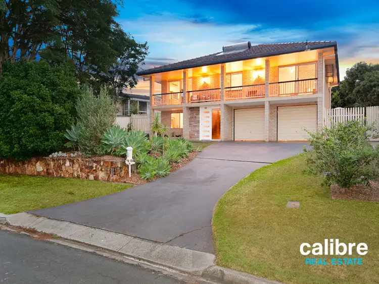 18 Kiama Crescent, Ferny Hills QLD 4055