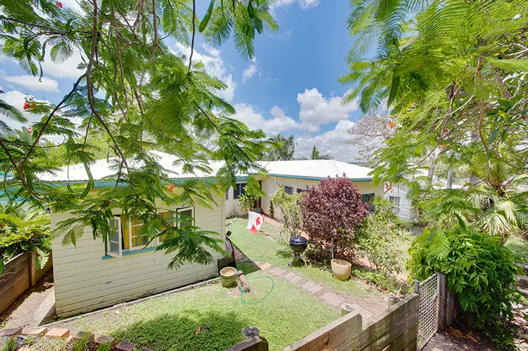 1 & 2/40 Selvey Street, Yeppoon QLD 4703