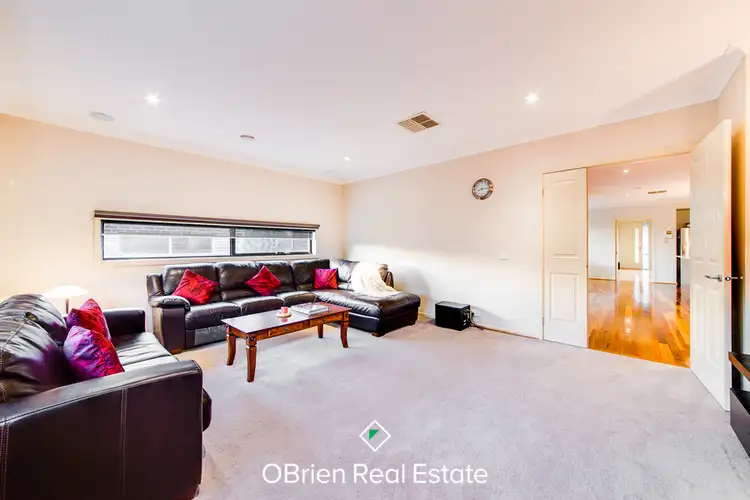 Fifth view of Homely house listing, 17 Misty Close, Berwick VIC 3806