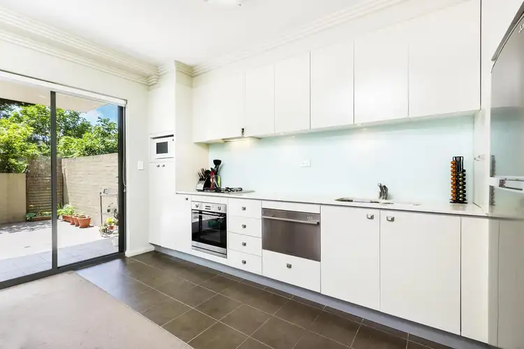 8/21 Eric Road, Artarmon NSW 2064