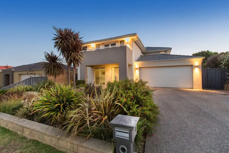 17 Napier Way, Narre Warren South VIC 3805