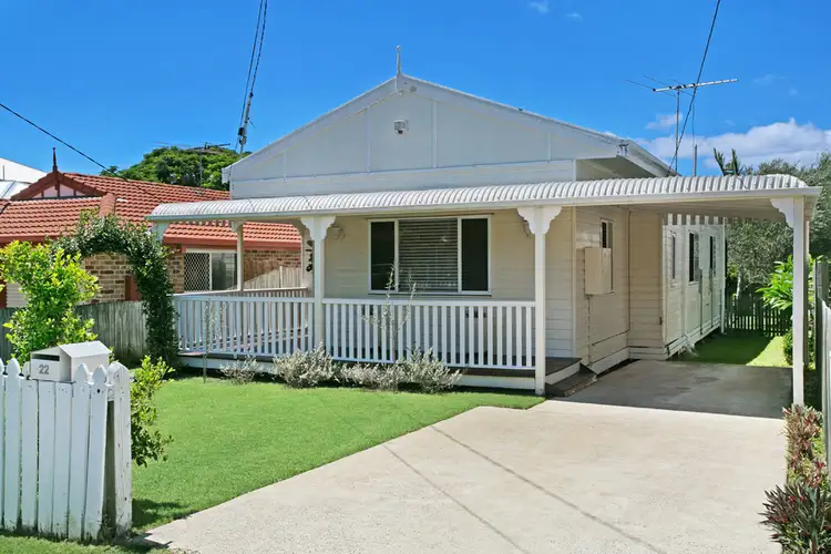22 Madgwick Street, Wynnum QLD 4178
