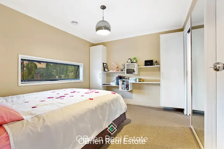 Fifth view of Homely house listing, 15 Andrea Crescent, Cranbourne North VIC 3977
