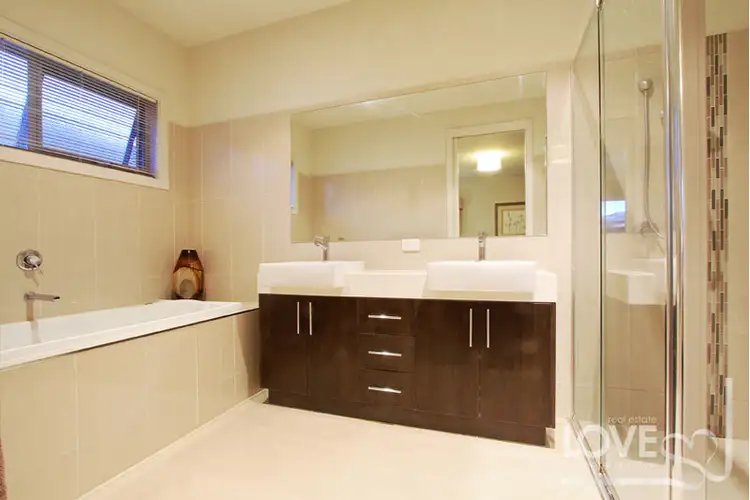 Sixth view of Homely house listing, 13 Taberer Court, Epping VIC 3076