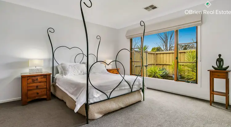 Sixth view of Homely house listing, 7 Sandarra Boulevard, Sandhurst VIC 3977