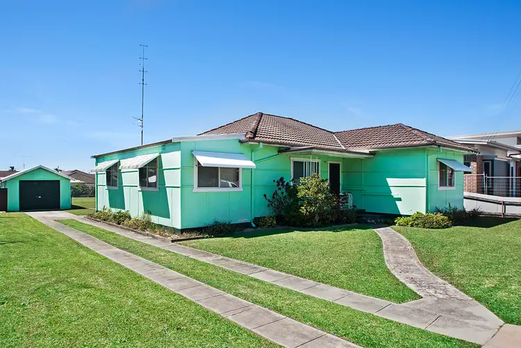 119 Meadow Street, Fairy Meadow NSW 2519