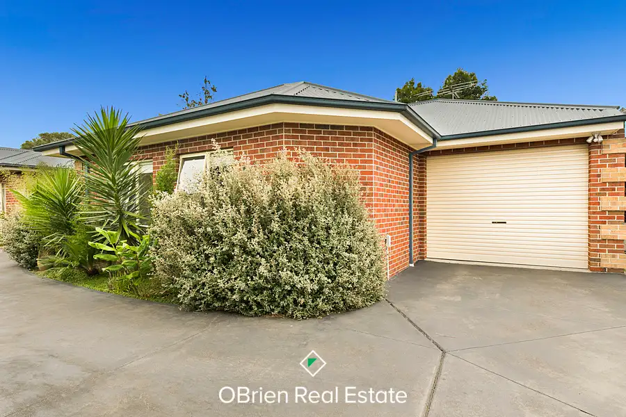 Main view of Homely unit listing, 2/39 Station Street, Somerville VIC 3912