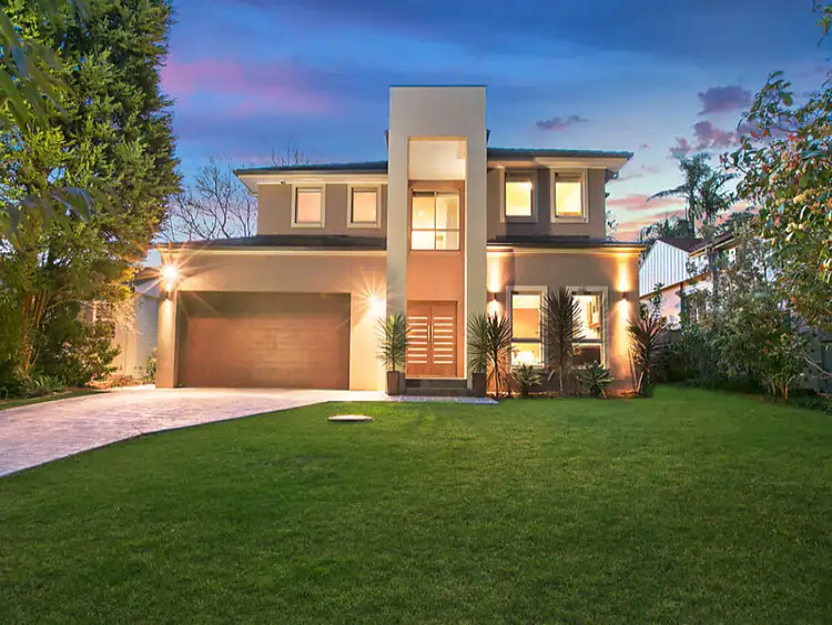 6 Lucia Avenue, St Ives NSW 2075