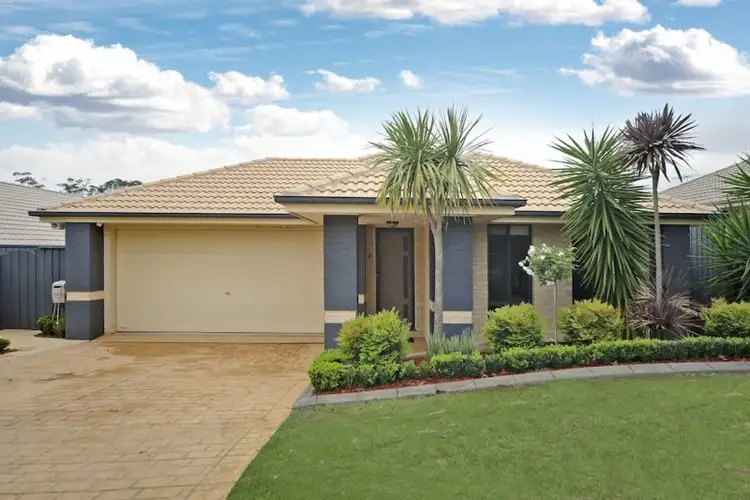 33 Folkes Street, Elderslie NSW 2570