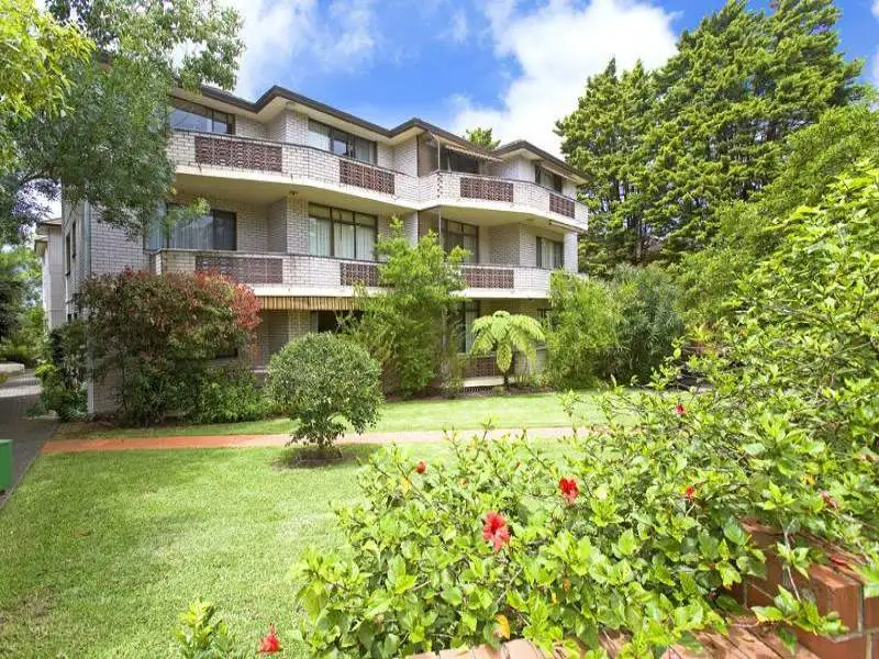 Main view of Homely unit listing, 4/231-233 Pacific Highway, Lindfield NSW 2070
