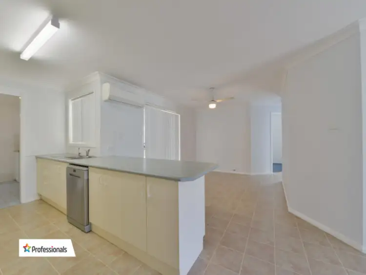 Fourth view of Homely house listing, 8 Dawson Close, Tamworth NSW 2340