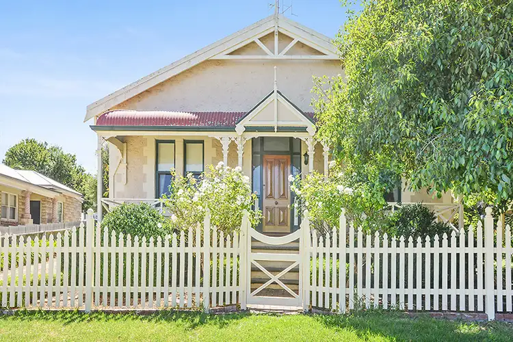 29 William Street, Victor Harbor SA 5211