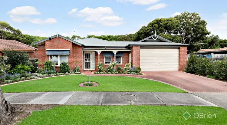33 Hunt Drive, Seaford VIC 3198