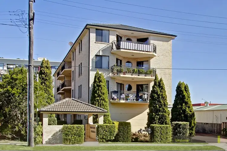 4/32 Fourth Avenue, Blacktown NSW 2148