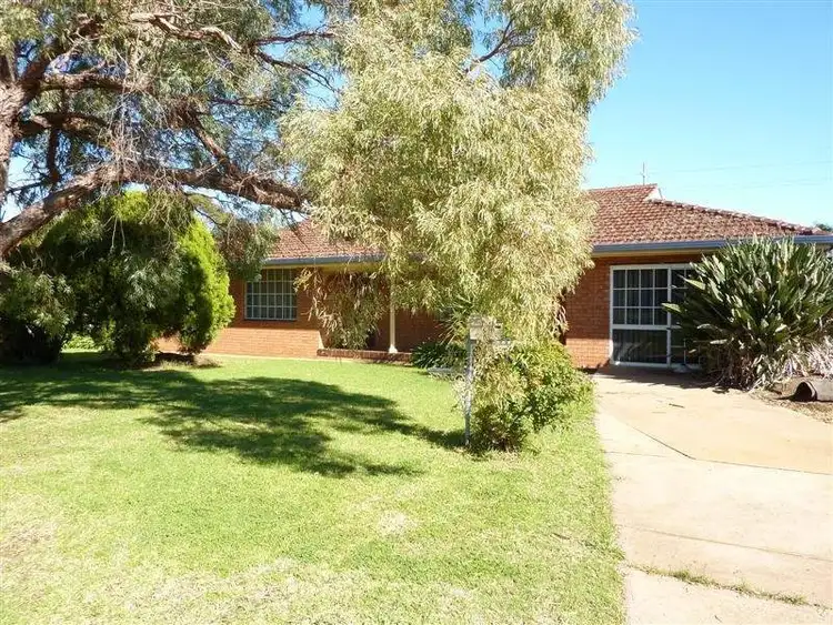 12 Lawson Street, Dubbo NSW 2830