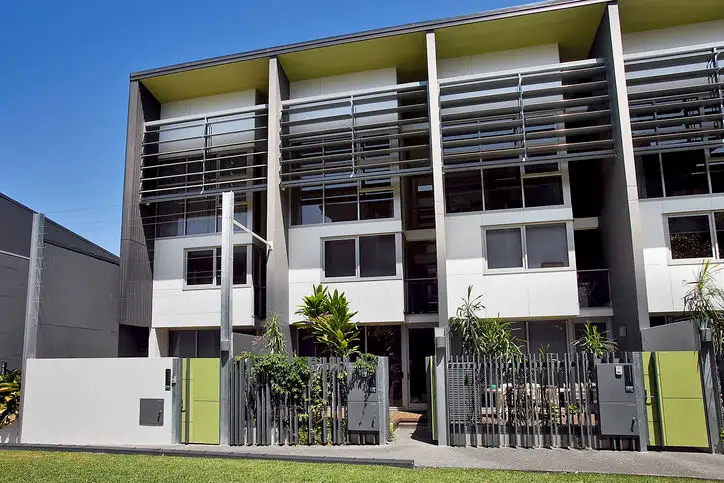 Main view of Homely unit listing, 20/28 Cordelia Street, South Brisbane QLD 4101