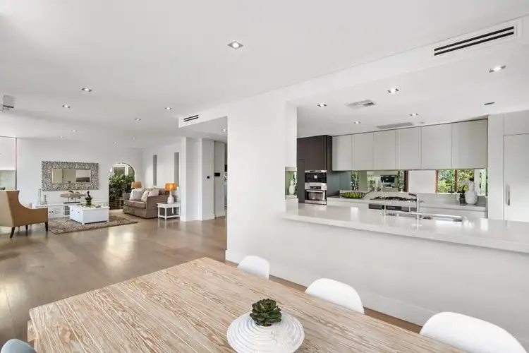Sixth view of Homely apartment listing, 2/55 Kareela Road, Cremorne Point NSW 2090