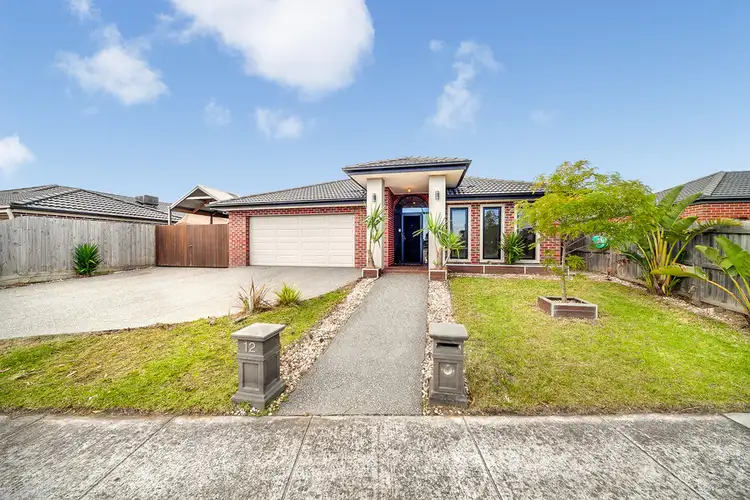 12 Broadstone Way, Cranbourne VIC 3977