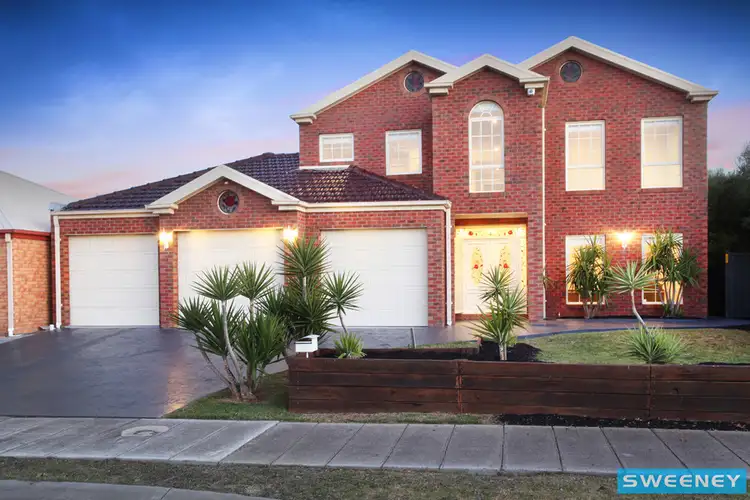 Second view of Homely house listing, 10 Paringa Way, Burnside VIC 3023