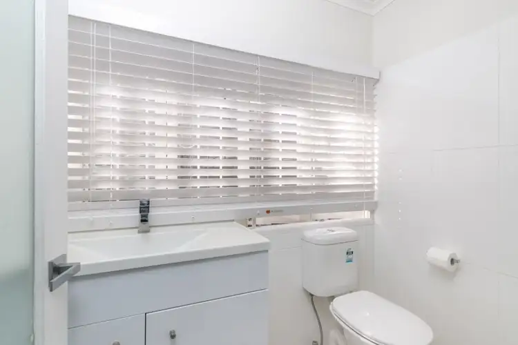 Fifth view of Homely apartment listing, 6/67 Heussler Terrace, Milton QLD 4064