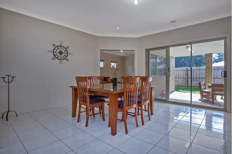 Fourth view of Homely house listing, 6 Jane Court, Drouin VIC 3818