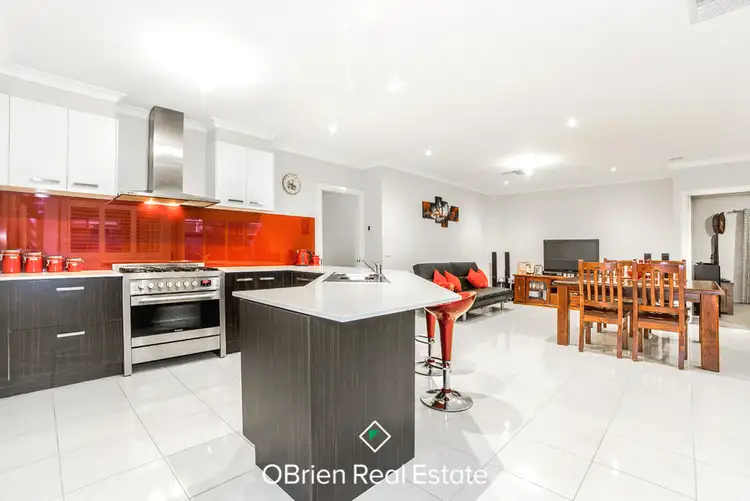 Second view of Homely house listing, 31 Baddeley Circuit, Cranbourne North VIC 3977