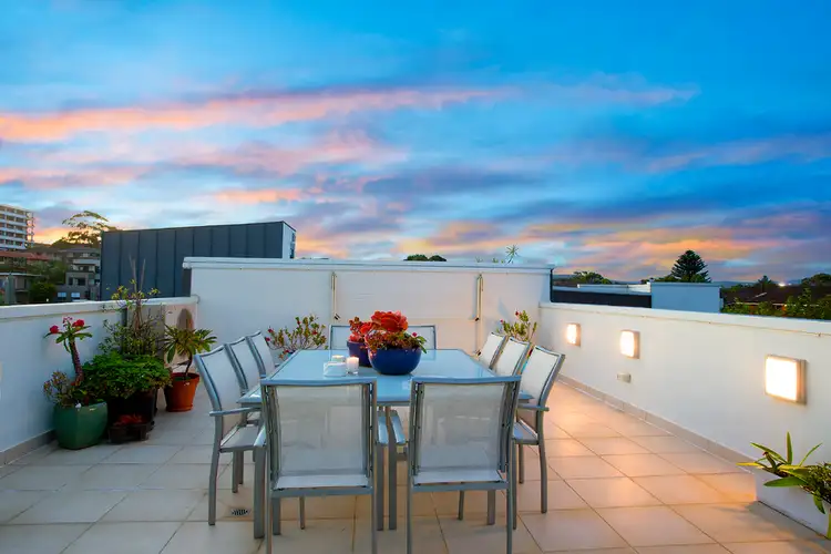Second view of Homely apartment listing, 7/20 Hawkesbury Avenue, Dee Why NSW 2099