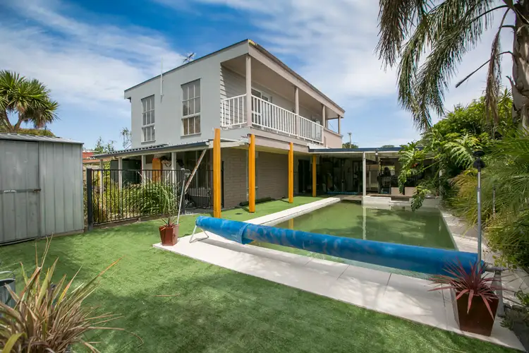 Second view of Homely house listing, 3 Savannah Court, Frankston VIC 3199