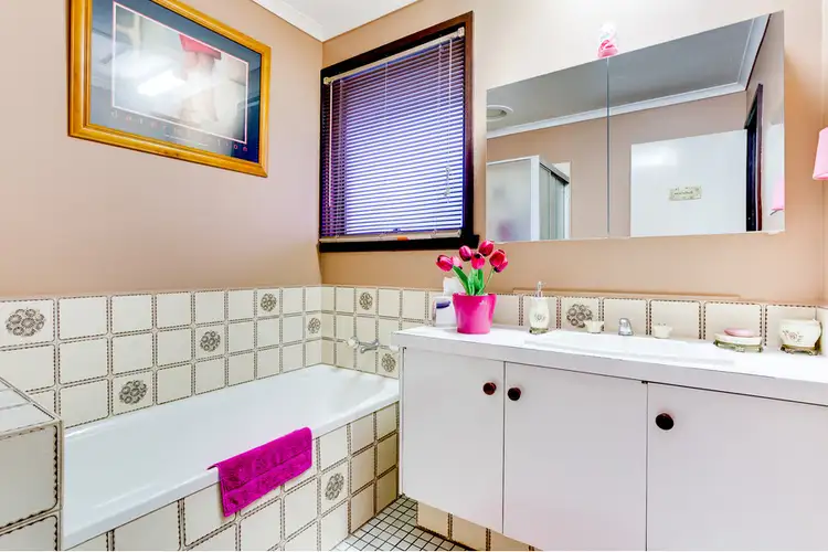 Sixth view of Homely house listing, 14 Knight Court, Endeavour Hills VIC 3802
