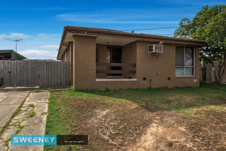 6 Mccoubrie Avenue, Sunshine West VIC 3020