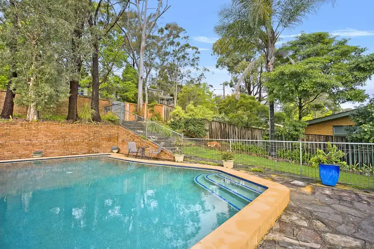 Second view of Homely house listing, 19 Hoddle Crescent, Davidson NSW 2085
