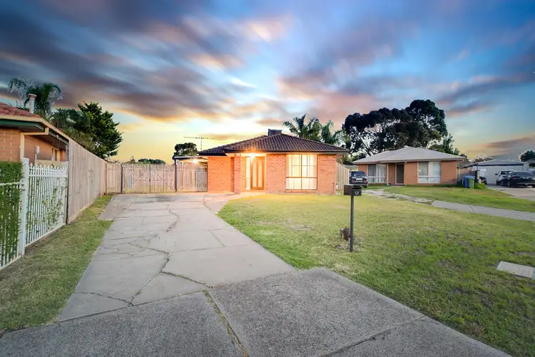 12 Natalie Court, Cranbourne West VIC 3977