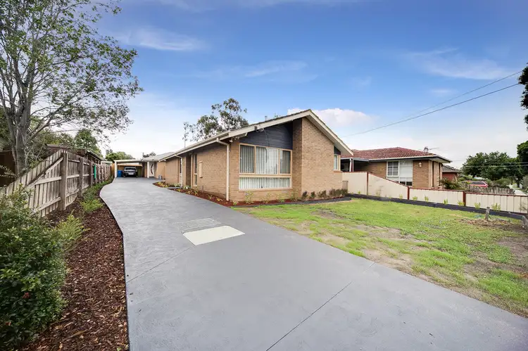 7 Arnold Street, Cranbourne VIC 3977