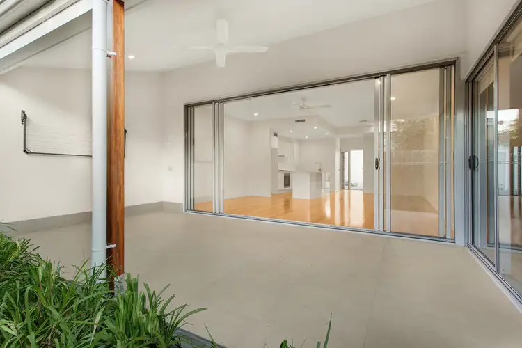 Second view of Homely townhouse listing, 20 Oxford Street, Hamilton QLD 4007