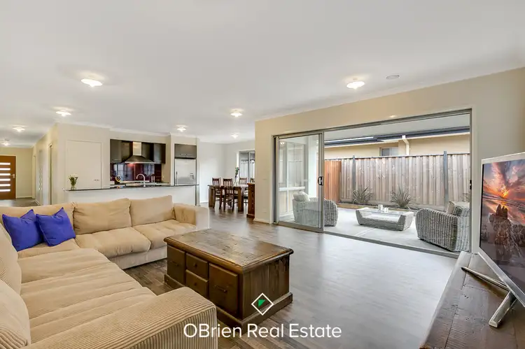 211 Sandhurst Boulevard, Sandhurst VIC 3977