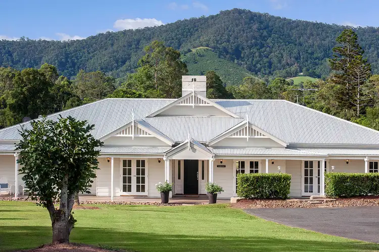 7 Teatree Close, Samford Valley QLD 4520