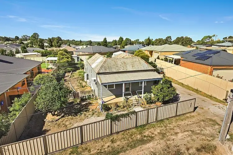 15 Brown Street, California Gully VIC 3556