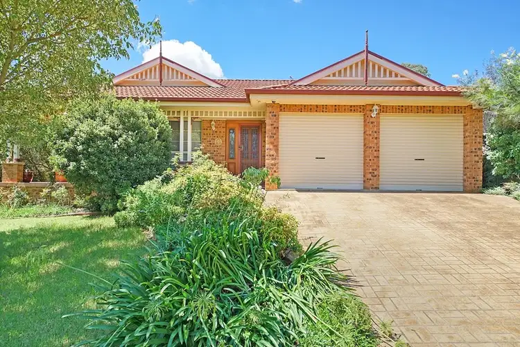 5 Buttercup Place, Mount Annan NSW 2567