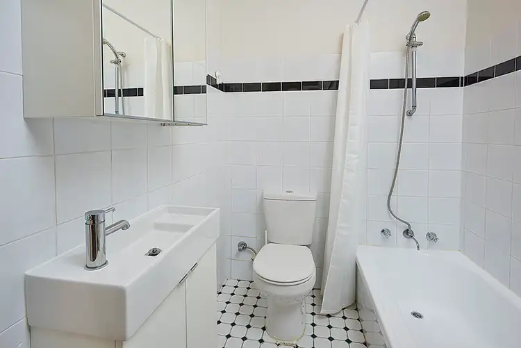 Sixth view of Homely apartment listing, 2/28 Gould Avenue, Lewisham NSW 2049