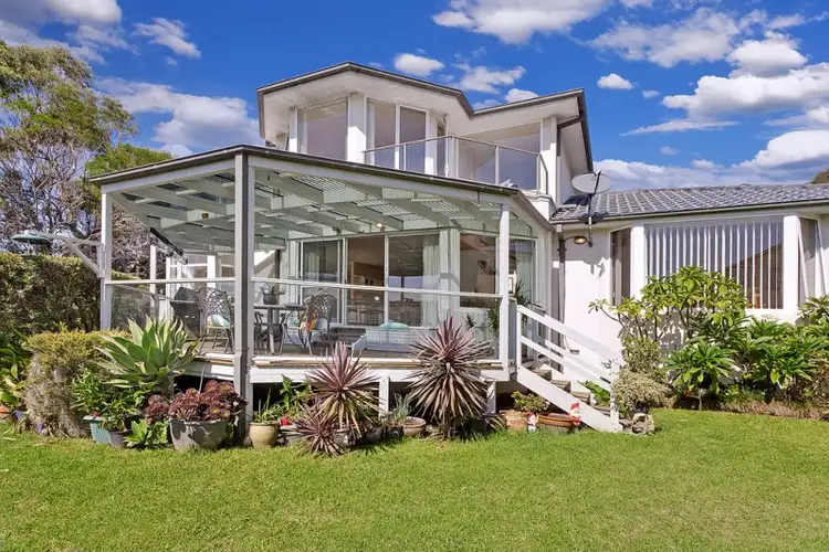 18 Barnes Road, Frenchs Forest NSW 2086