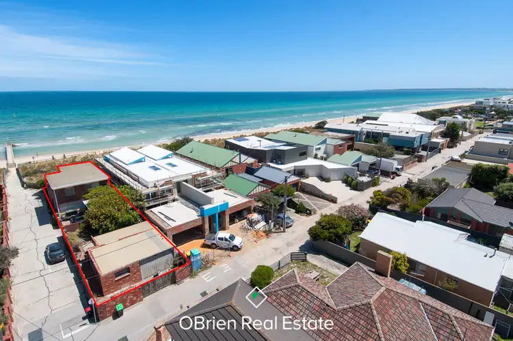 32 Camp Street, Chelsea VIC 3196