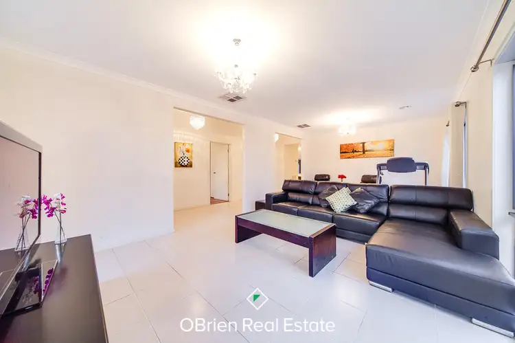 Fourth view of Homely house listing, 8 Laburnum Street, Berwick VIC 3806