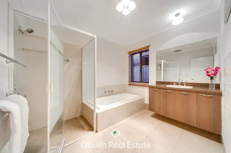 Fifth view of Homely house listing, 8 Laburnum Street, Berwick VIC 3806